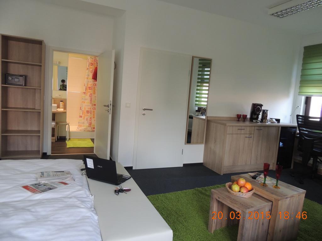 Ratsstube Blasius Hotel แมร์ซิก ภายนอก รูปภาพ