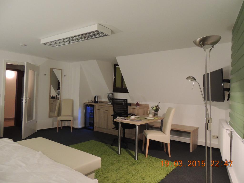 Ratsstube Blasius Hotel แมร์ซิก ห้อง รูปภาพ