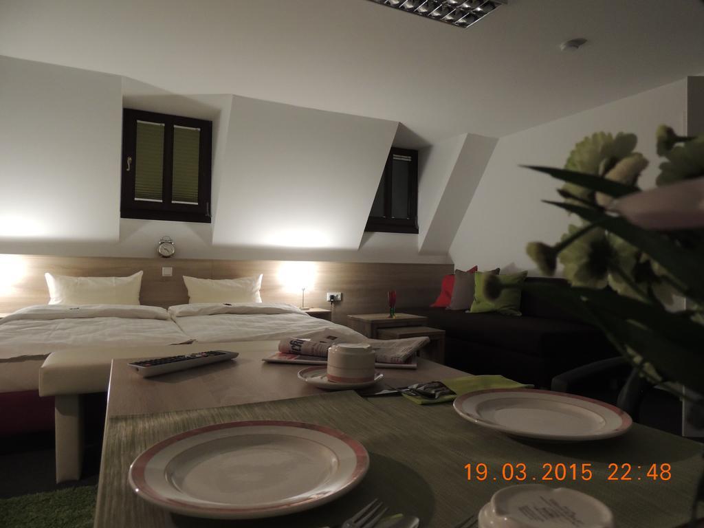 Ratsstube Blasius Hotel แมร์ซิก ห้อง รูปภาพ